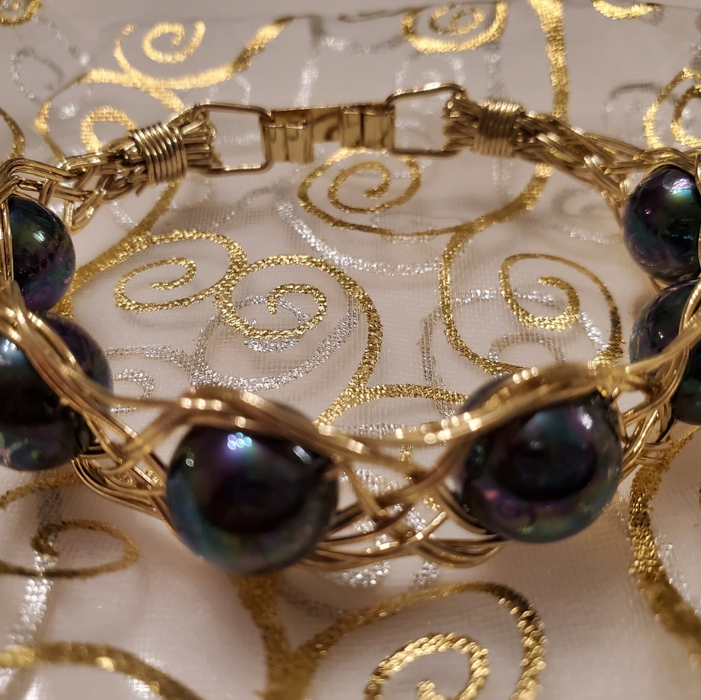 Hamilton Gold Bracelet View 3